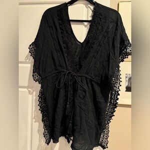 Topshop beach/pool Cover Up. Black. One size.